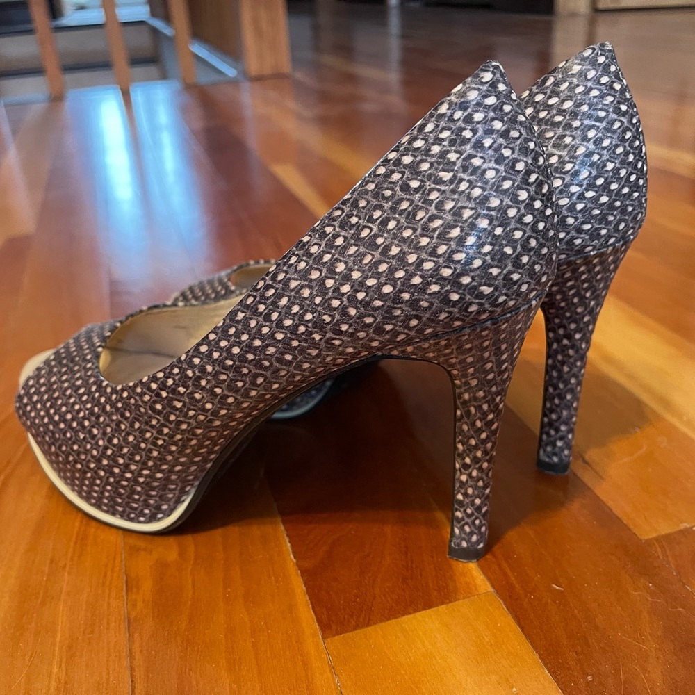 Nine West